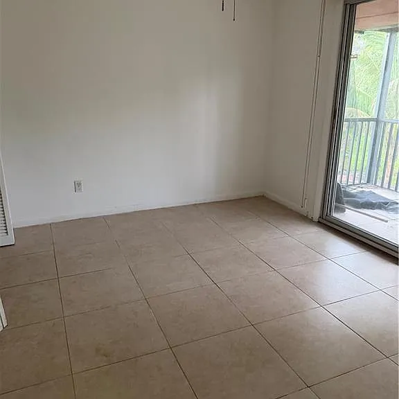 2496 42nd St SW — Photo 6