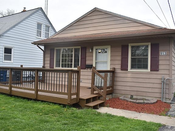 2nd image of 953 Fries Ave