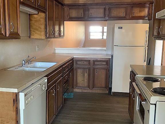 4th image of 7304 Avenue X
