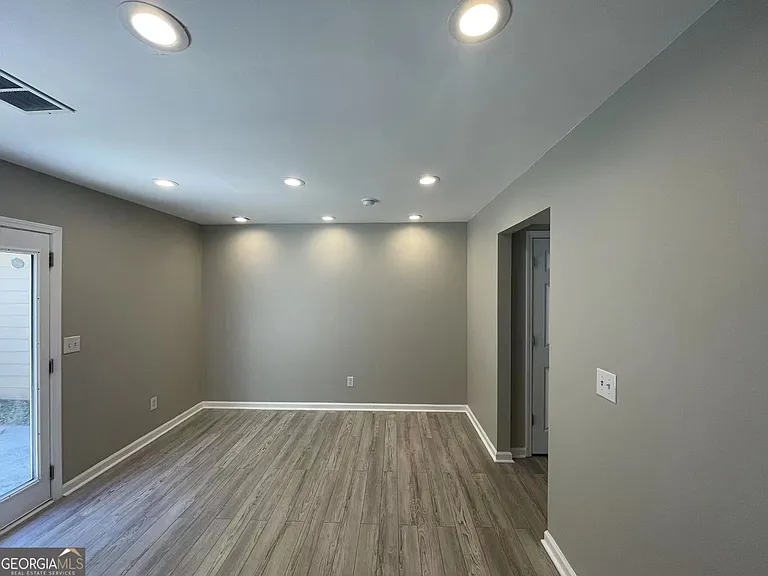4001 Laurie Jo Dr SW — Photo 8