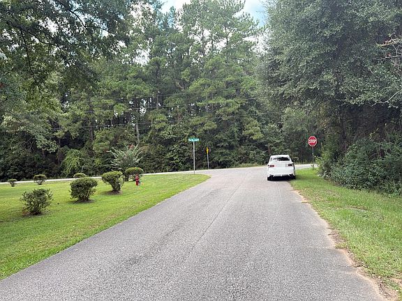 4th image of 10550 Fox Ridge Rd