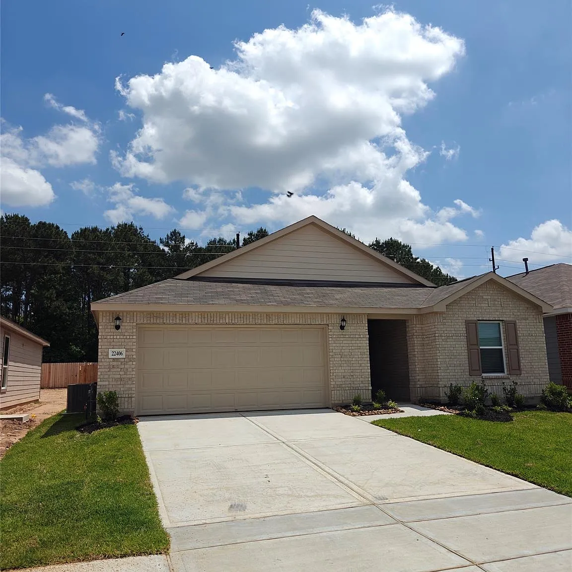 3 bed, 2.0 bath, $2,000 — Photo 3