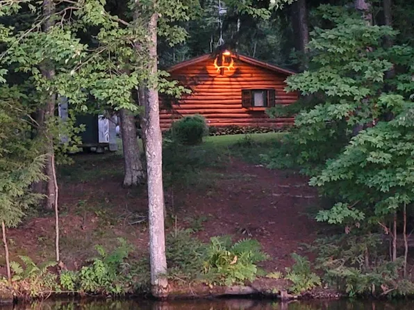 N9934 Acorn Hollow Rd, Tomahawk, WI 54487