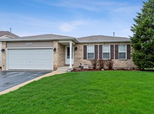 12410 S Falcon Dr, Plainfield, IL 60585