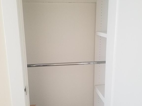4th image of 2810 Gough St APT 8