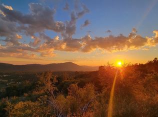 1 Skyline Dr, Oakhurst, CA