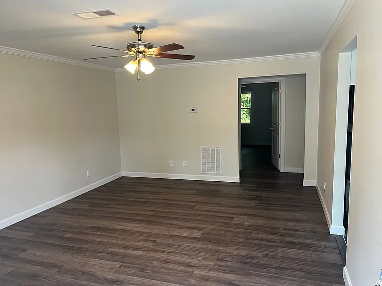 6 Oakcrest Trl NE — Photo 3