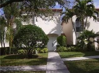 16053 Emerald Cove Rd, Fort Lauderdale, FL 33331