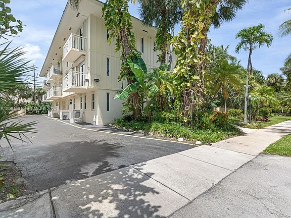 2nd image of 255 Sunrise Dr APT 307