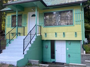 1872 Anderson St #2, Pt Roberts, WA 98281