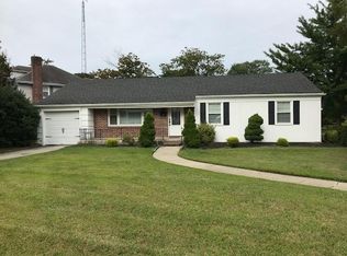 2 W Yorkshire Ave, Northfield, NJ 08225