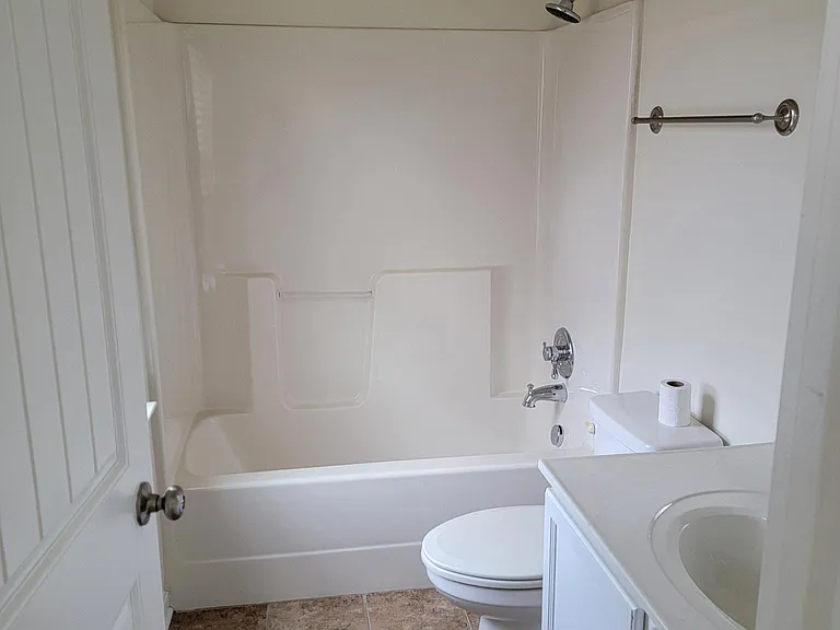 Private master bath