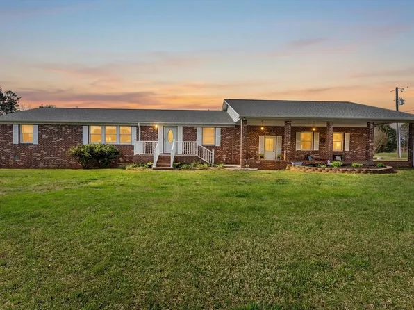 218 Deer Run Rd, Blackstone, VA 23824