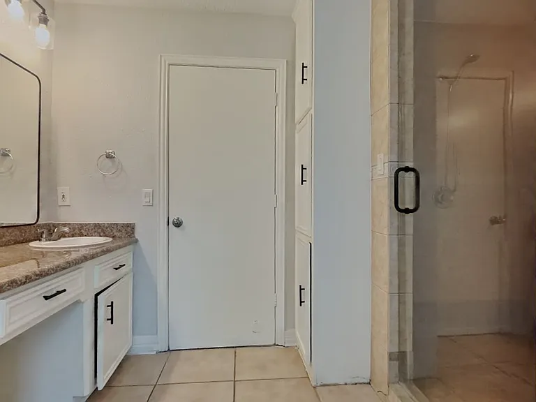 Brightly lit bathroom features