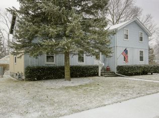 209 4th Ave, Three Rivers, MI 49093