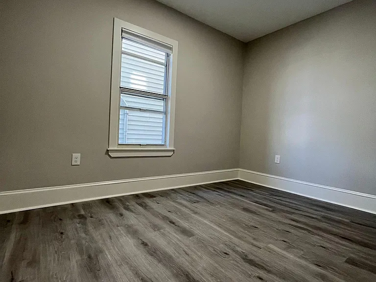 331 E Eagle St #1 — Photo 14