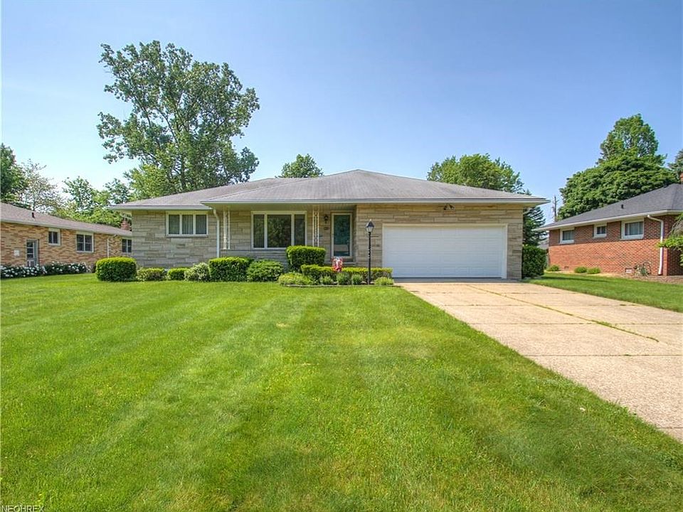1st image of 647 Radford Dr