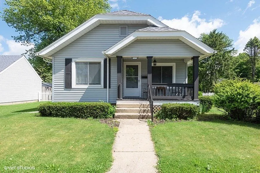 823 Tecumseh St photo 1
