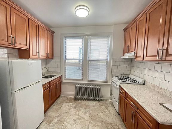 2nd image of 34-29 43rd St #3