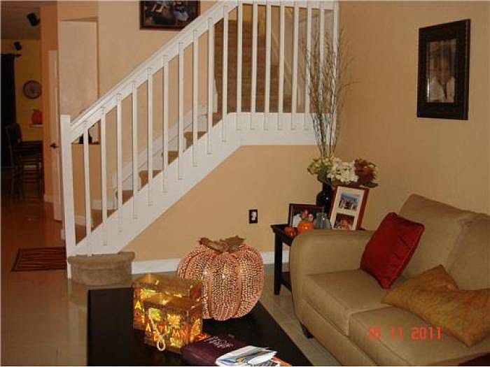 2nd image of 7839 NW 108th Pl