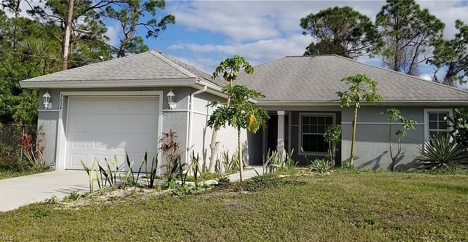 1st image of 3034 W Briarwood Cir