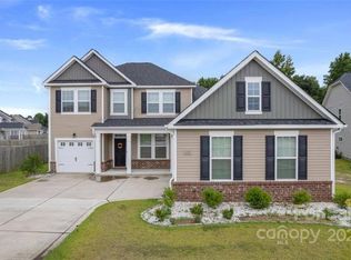 131 Fullcrest Ct, Raeford, NC 28376
