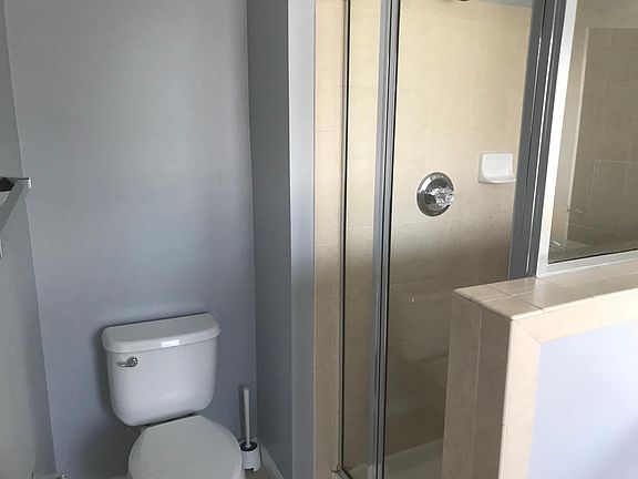 3rd image of 2205 Diloreta Dr