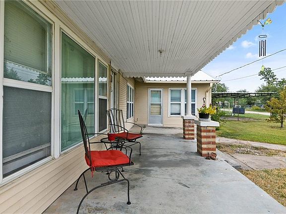 5th image of 210 Avenue C