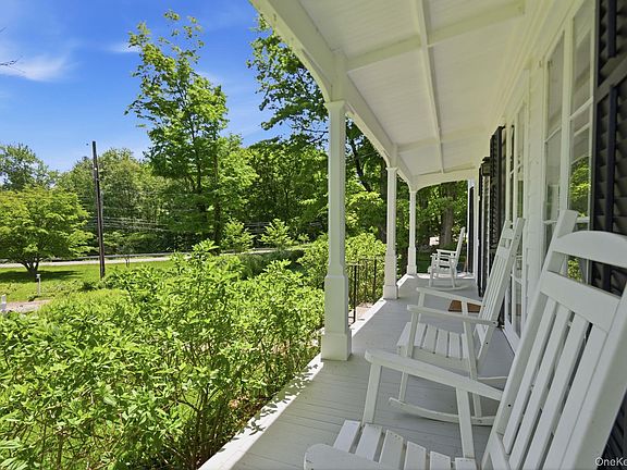 3rd image of 23 Pound Ridge Road