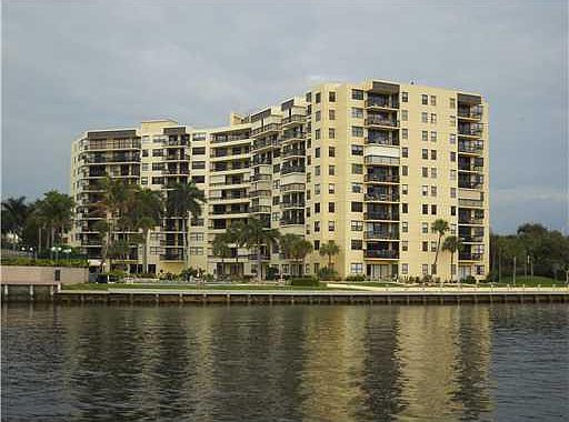 1st image of 2900 NE 14 Street #809