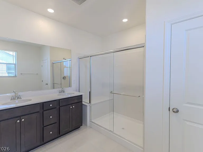 100 Hornbeck Ln — Photo 8
