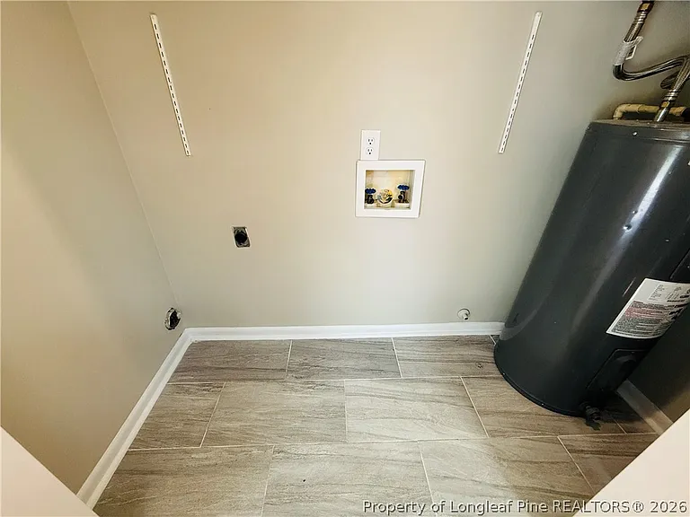 6927 Wickersham Dr — Photo 8