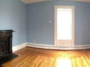 5 Holten St APT 1, Peabody, MA 01960