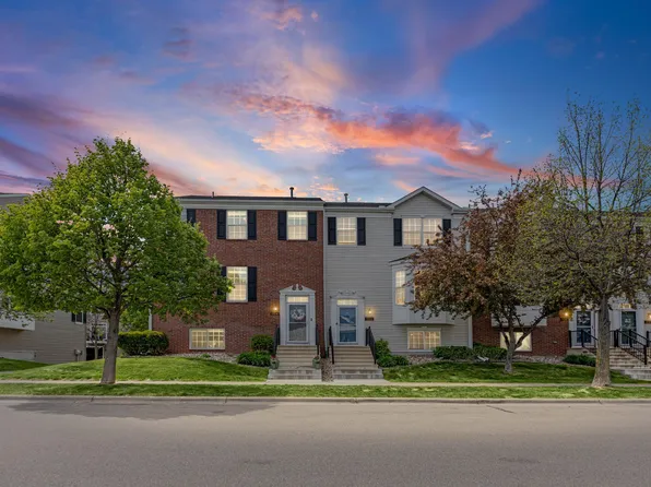 1724 Riverside Dr, Shakopee, MN 55379