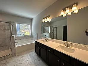 5345 Fox Hill Ln — Photo 9