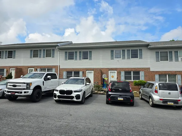 57 W Cabin Hollow Rd Unit 4, Dillsburg, PA 17019