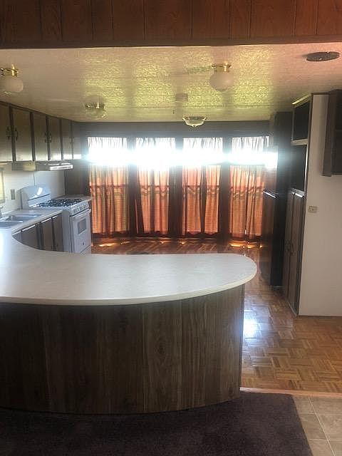 2nd image of 12843 Peyton Hwy