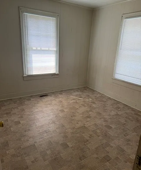 949 E Webb Ave #B — Photo 3