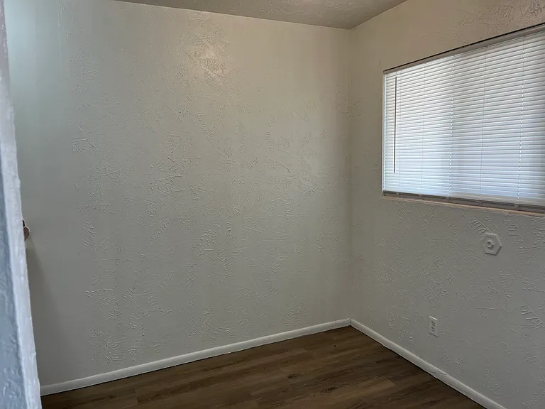 Modern & Spacious 1 Bedroom Apts - Quality SE Community — Photo 27