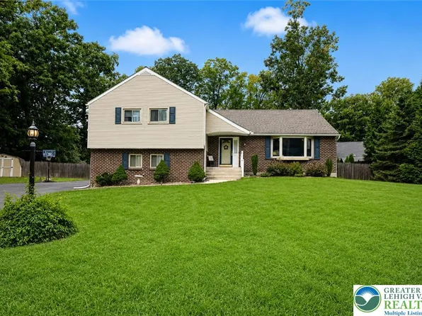 2156 Rose Ln, Nazareth, PA 18064