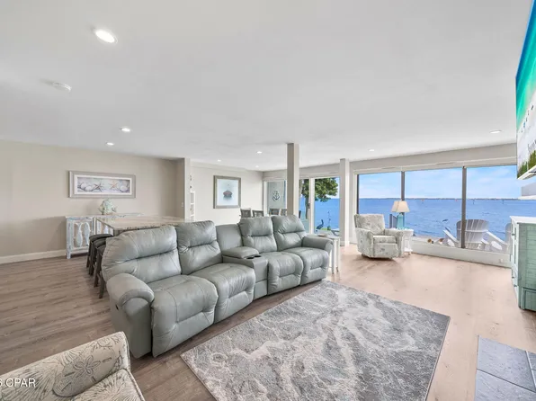 425 Bayshore Dr #11, Panama City Beach, FL 32407