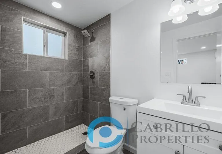 2527 Tuberose St #1 — Photo 5