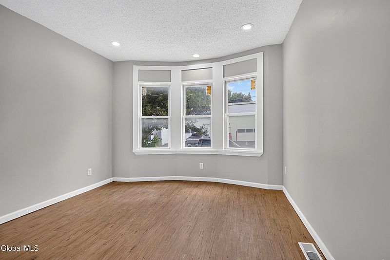 2nd image of 22 N Manning Boulevard