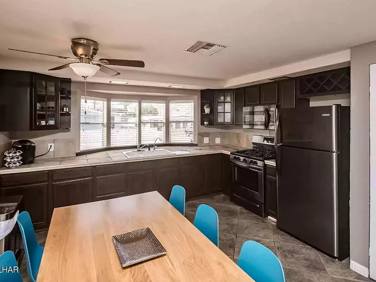 Fully stocked kitchen with Keurig