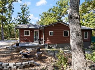 219 Waldren Dr, Camdenton, MO 65020