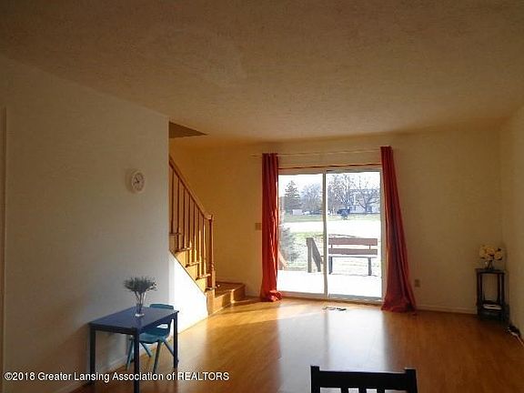 living room (2)
