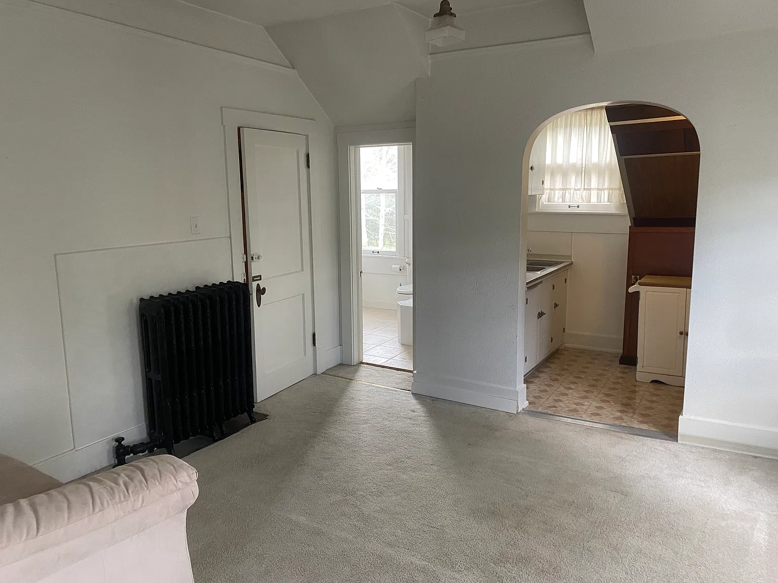 1 bed, $1,000 — Photo 2