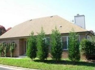 4575 Shetland Green Rd, Alexandria, VA 22312