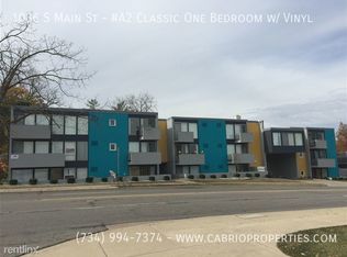 1036 S Main St #A2, Ann Arbor, MI 48104