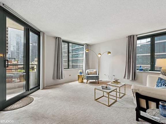 3rd image of 440 N McClurg Ct APT 801